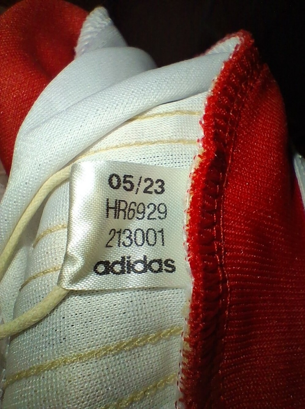 Adidas Arsenal Red and White Football Shirt With Emirates Fly Better Logo. NWT - Picture 12 of 13